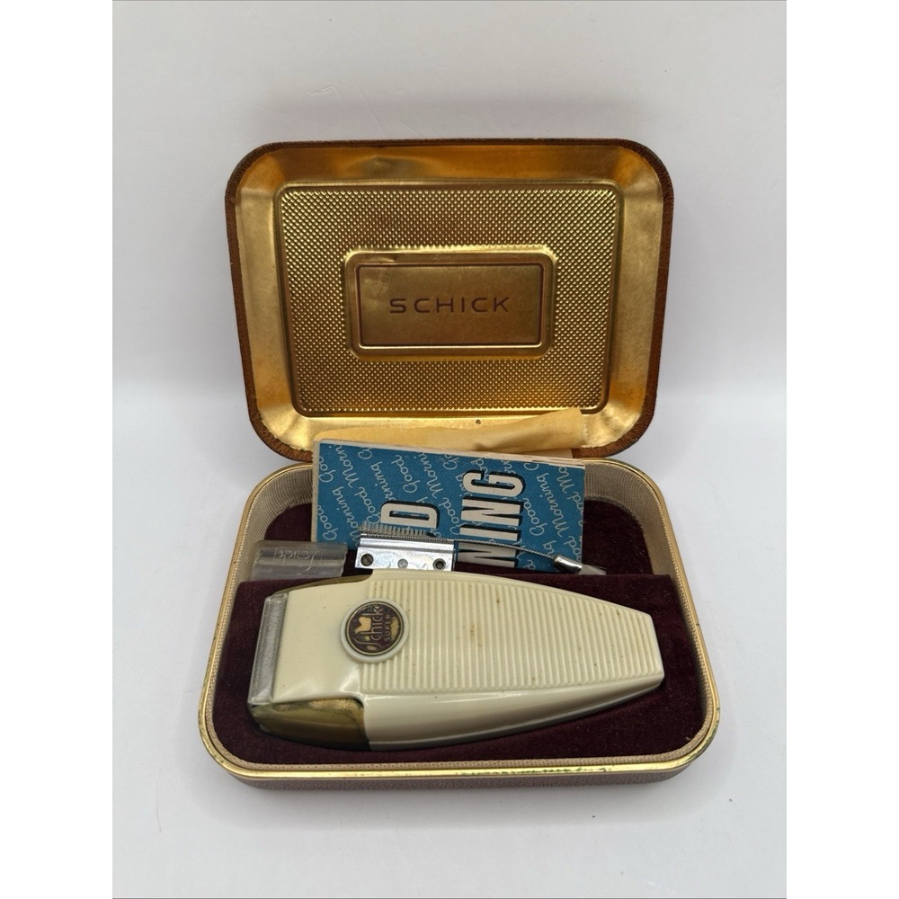 Vintage 1950s  Schick Super Electric Shaver With Case NO CORD!